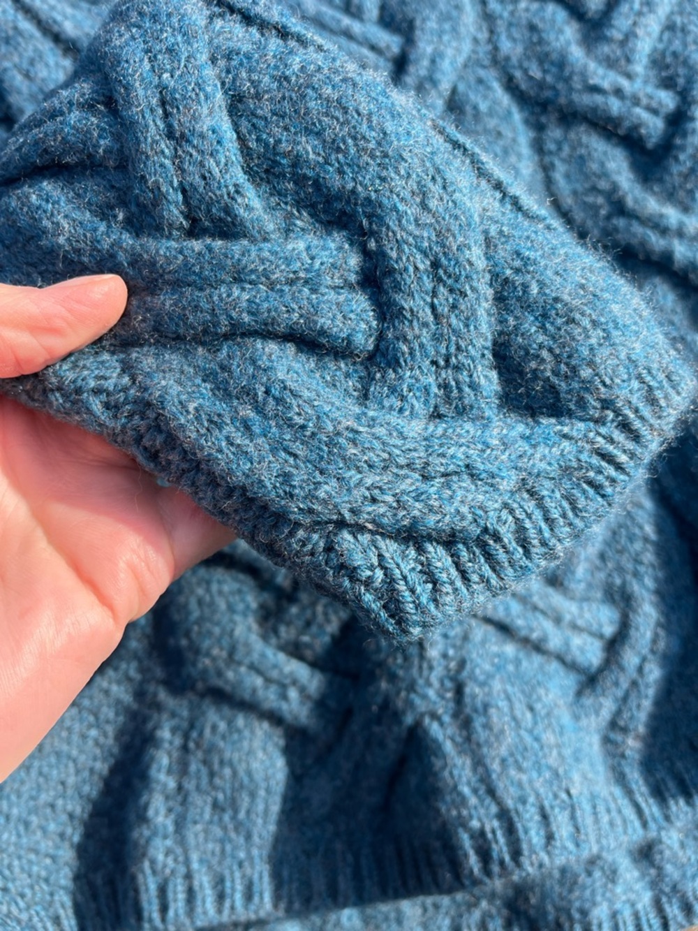 Aran Woollen Mills Merino Wool Cowl Neck Sweater | Irish Cable Knit | M - Picture 4 of 7